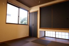畳の色を市松模様に切り替えた落ち着きのあるモダンな和室