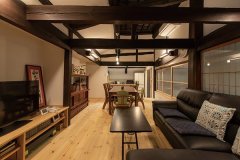 古き良き伝統と趣を受け継ぐ 竹編み天井の家